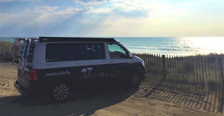 Road trip en VW California : trouver un Camping Surf
