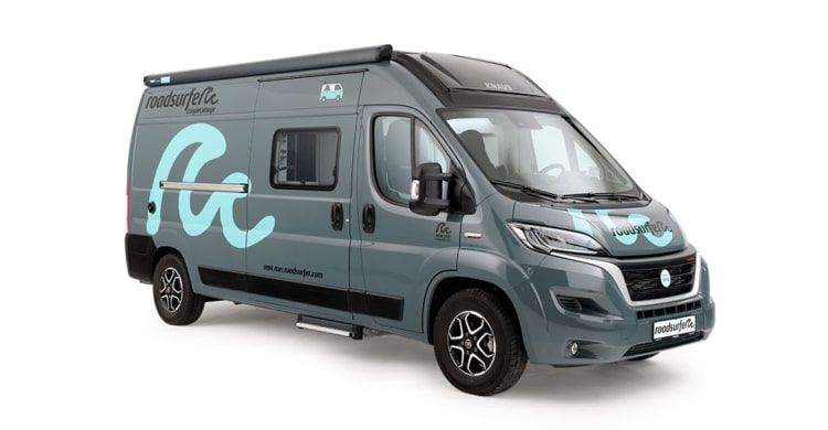 Knaus Boxlife 600 as roadsurfer boxvan side and front view