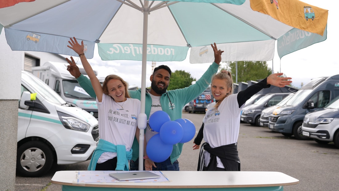 roadsurfer expert team open door day at a station