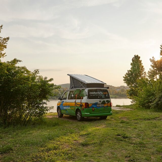 In flow with the river - in awe of natures beauty!
Download the free roadsurfer spots app and enjoy your stay at magical places like green camping rhine. 🌱

#roadsurfer #spring #vanlife #reiselust #bulli #fernweh #travel #traveltheworld #camping #campervan #campervanlife #vwcalifornia #beachhostel #sufersuite #campermieten #roadsurfer #roadsurferfamily #roadsurfer_camper #vanlifegermany #roadsurfing #vantastic #agrotourism #vanlifers #homeiswhereyouparkit #roadsurferspots #vanlifeportugal #portugalcamping