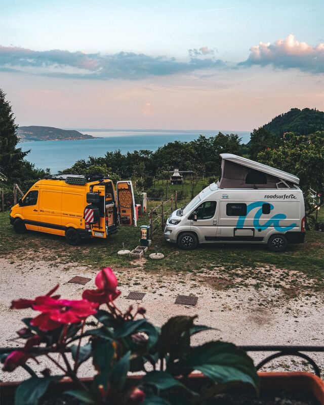 Choose your camper, choose your view, choose happiness! 🌊 Book your campervan and download the roadsurfer spots app to find the best places to spend the night.

#roadsurfer #spring #vanlife #reiselust #bulli #fernweh #travel #traveltheworld #camping #campervan #campervanlife #vwcalifornia #beachhostel #sufersuite #campermieten #roadsurfer #roadsurferfamily #roadsurfer_camper #vanlifegermany #roadsurfing #vantastic #agrotourism #vanlifers #homeiswhereyouparkit #roadsurferspots #vanlifeitaly #italycamping